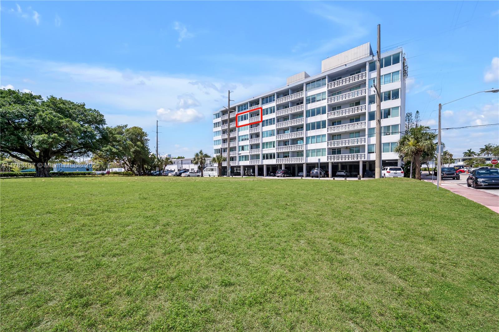 8233 Harding Ave # 607