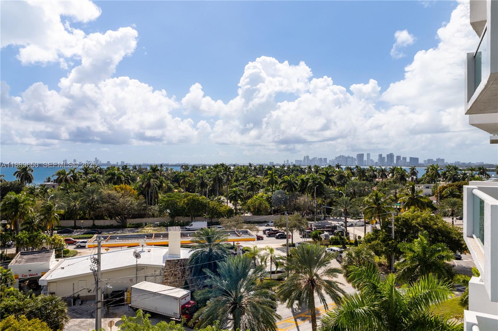 7900 Harbor Island Dr # 712