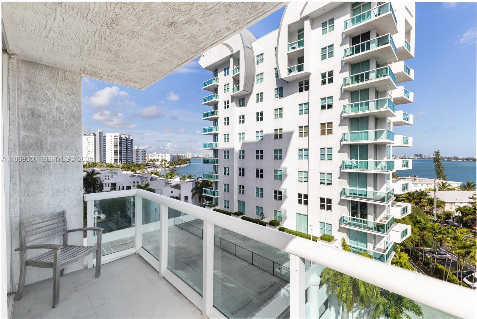 7900 Harbor Island Dr # 712