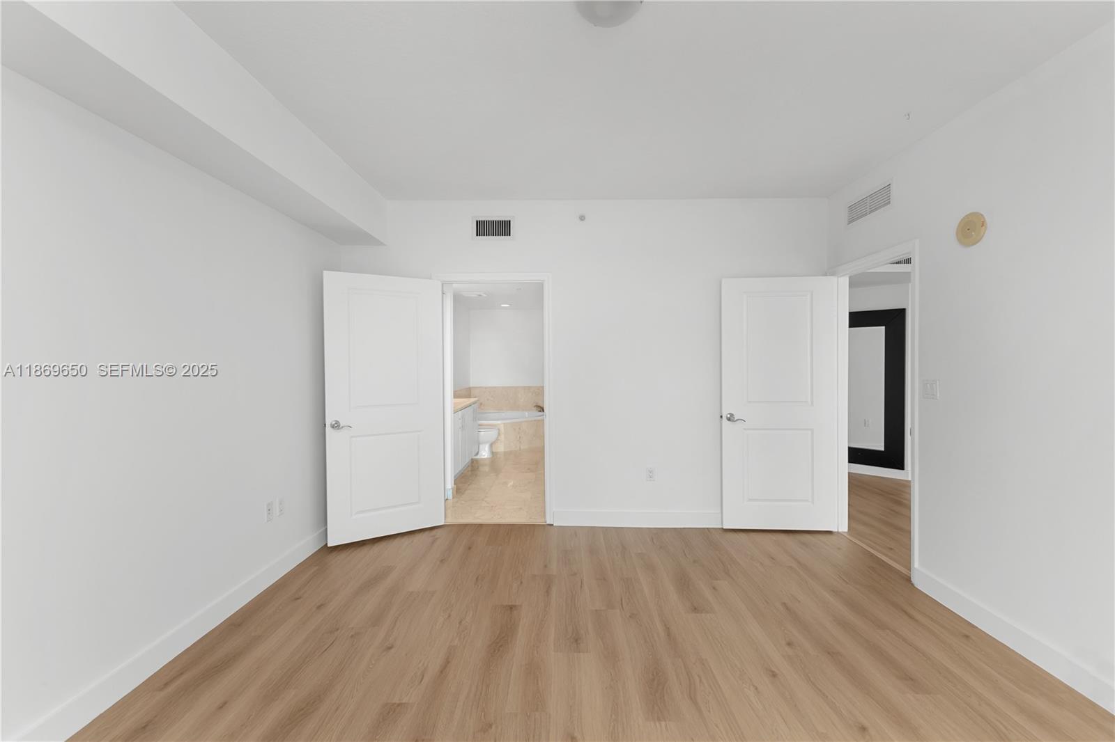 7900 Harbor Island Dr # 712