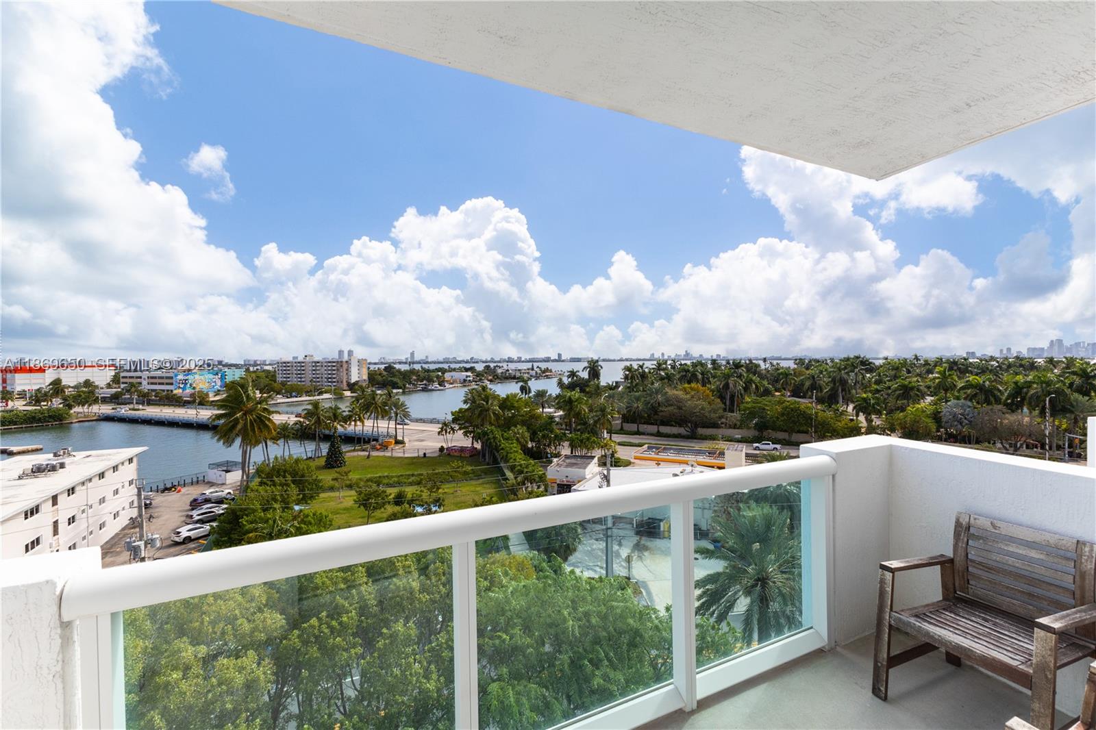 7900 Harbor Island Dr # 712