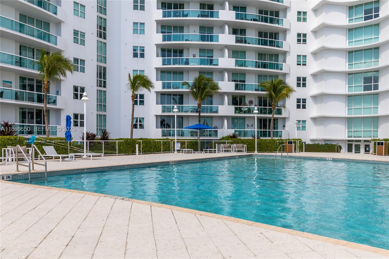 7900 Harbor Island Dr # 712