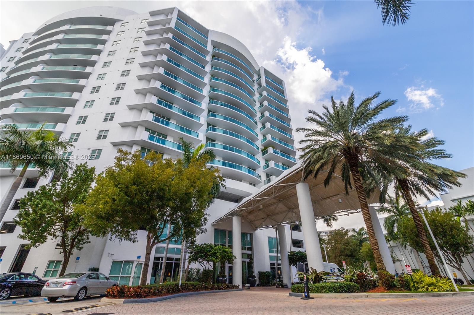 7900 Harbor Island Dr # 712