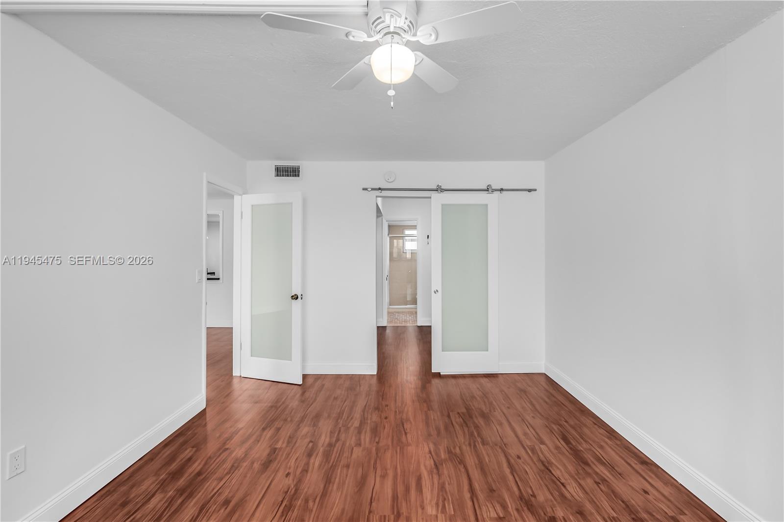 716 Michigan Ave # 402