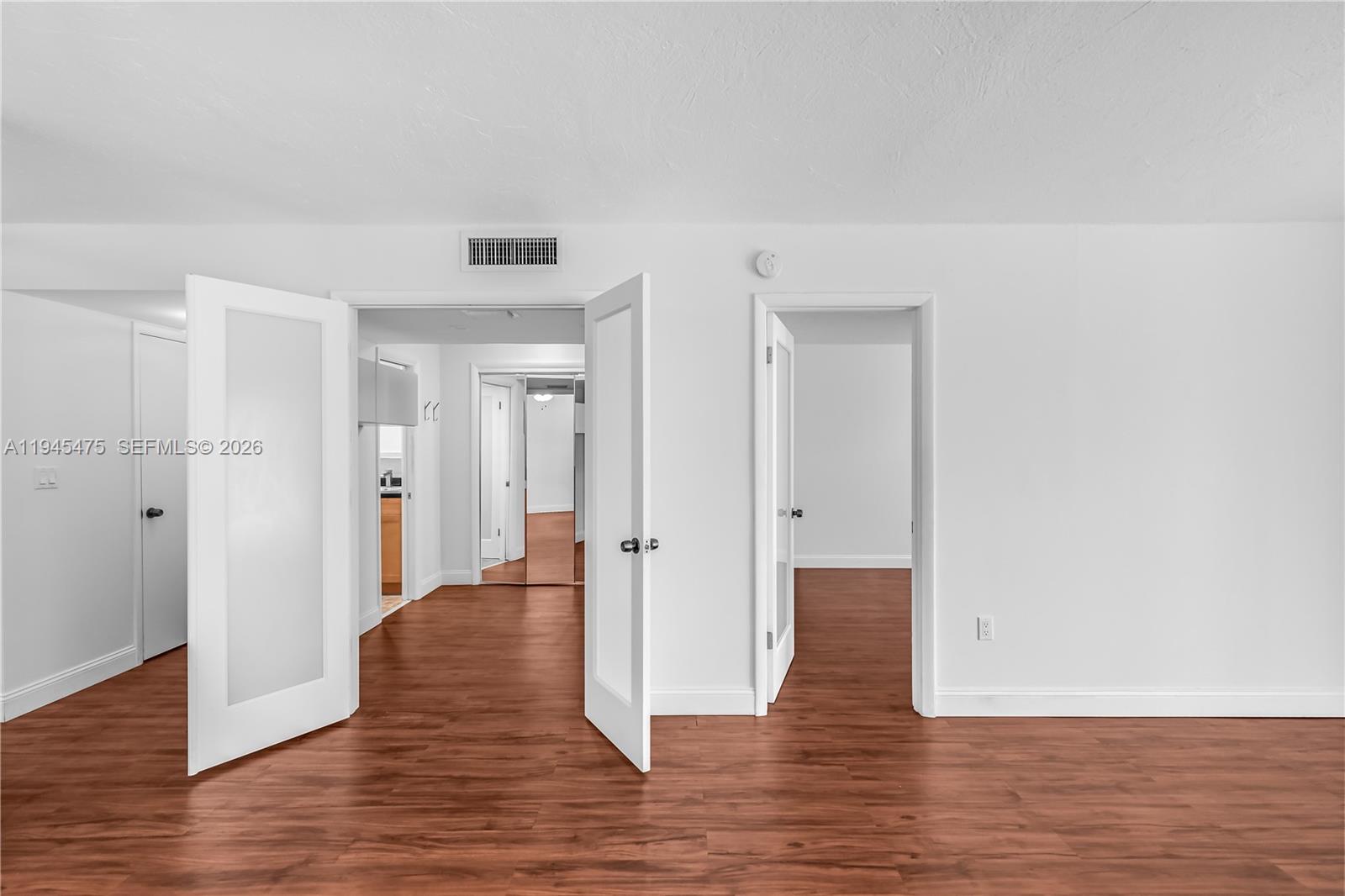 716 Michigan Ave # 402