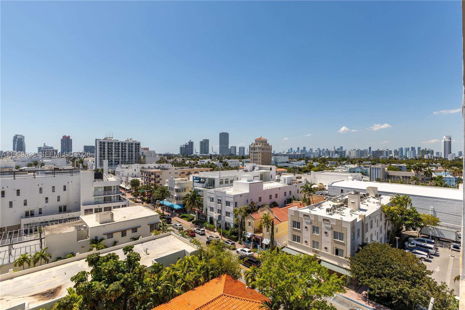 1255 Collins Ave # 901