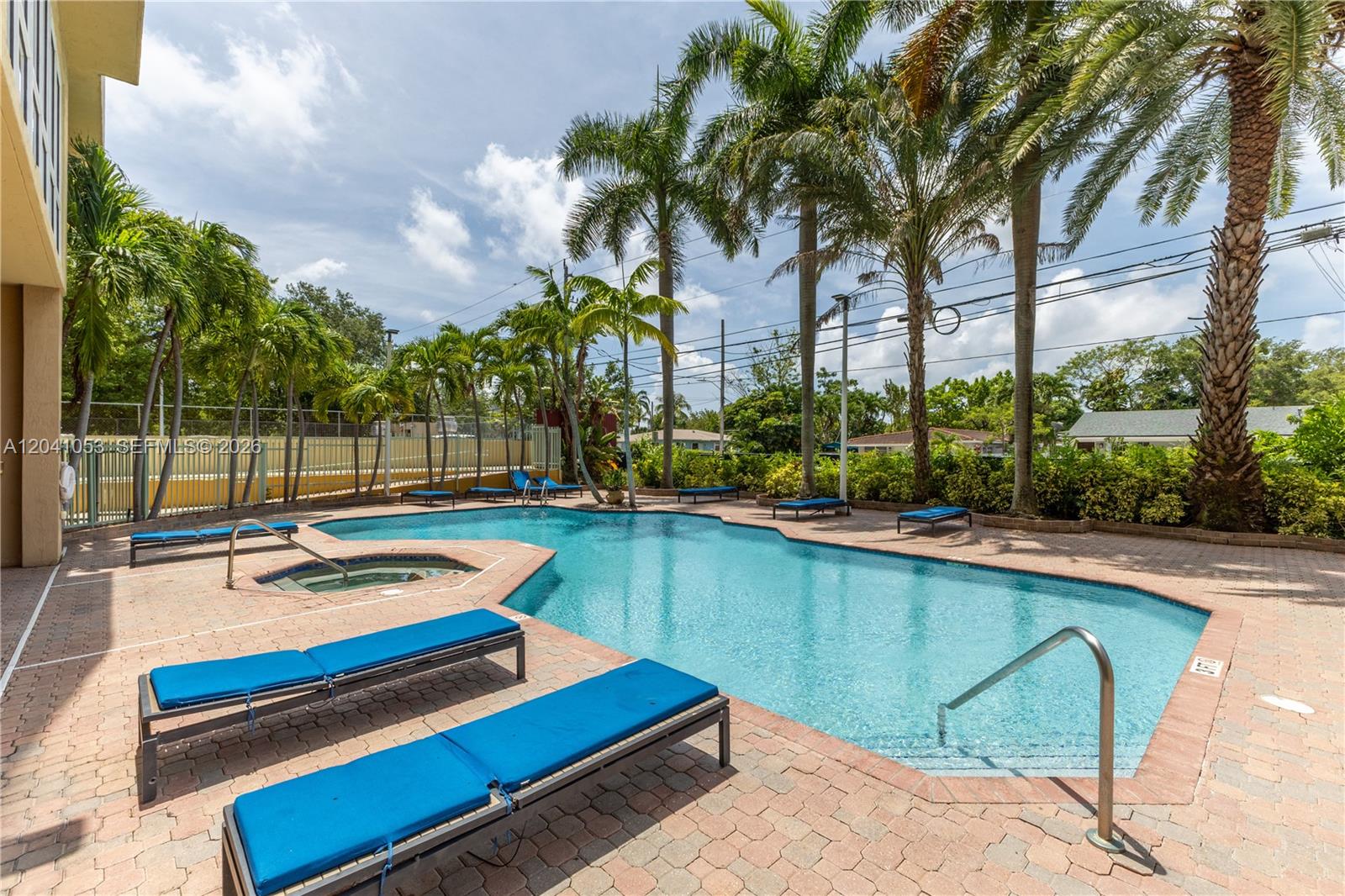 3500 Coral Way # 1509 Unit: PH 109 / 1509