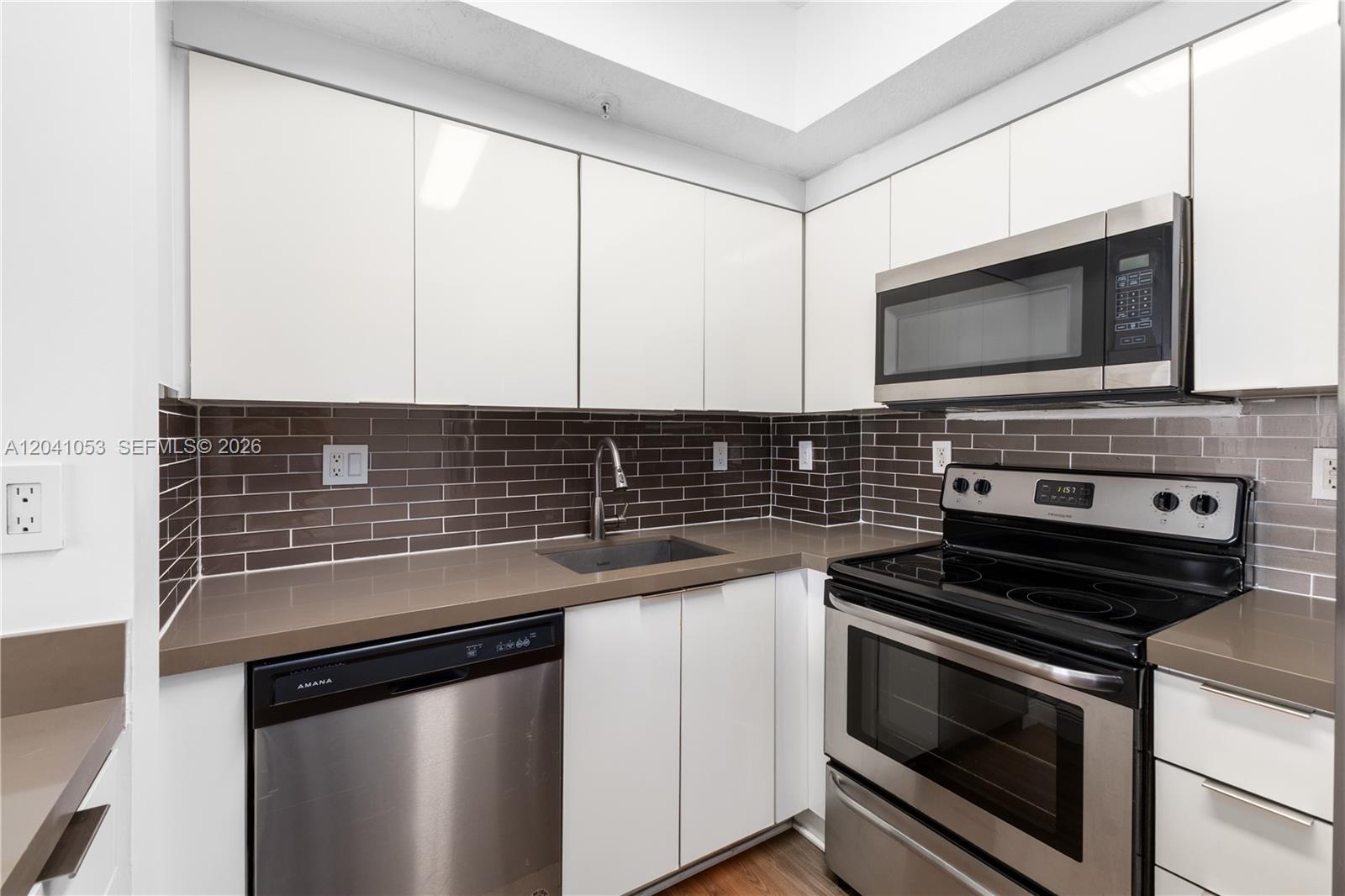 3500 Coral Way # 1509 Unit: PH 109 / 1509