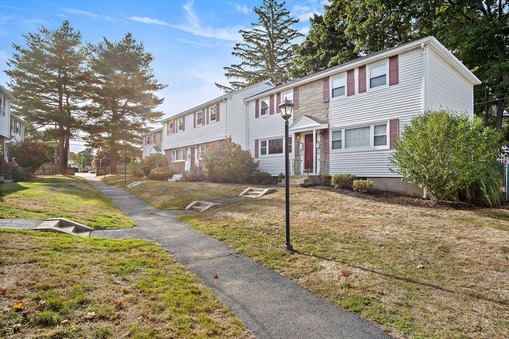 579 Union Ave # D