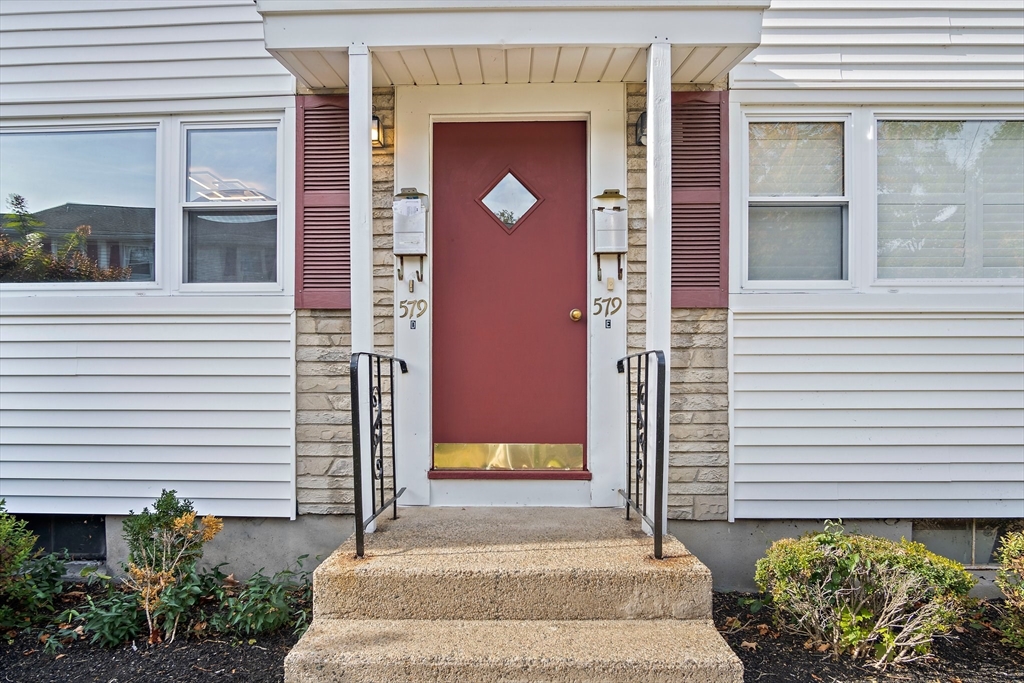 579 Union Ave # D