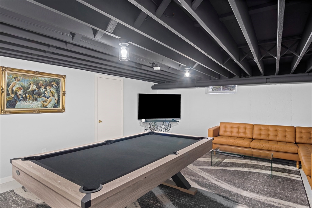 579 Union Ave # D