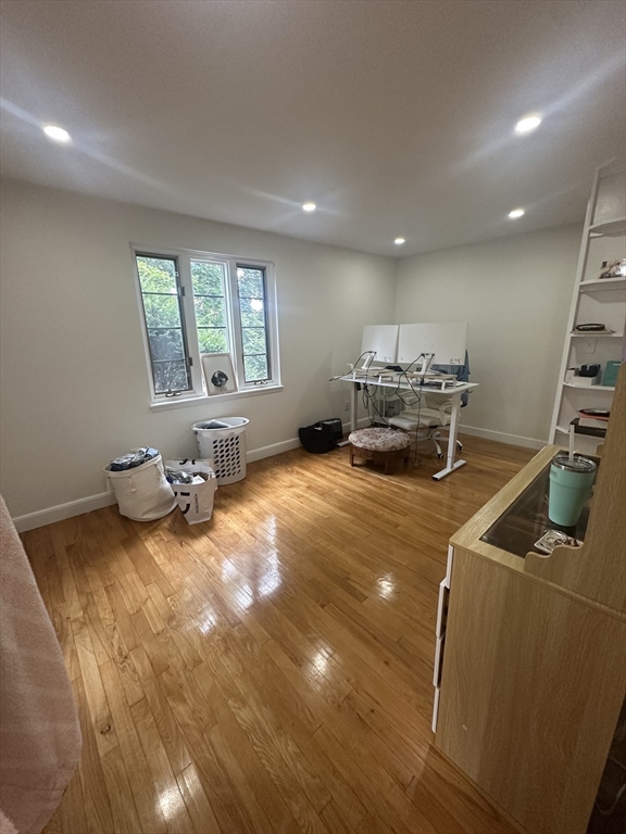 324 Lexington St # 324