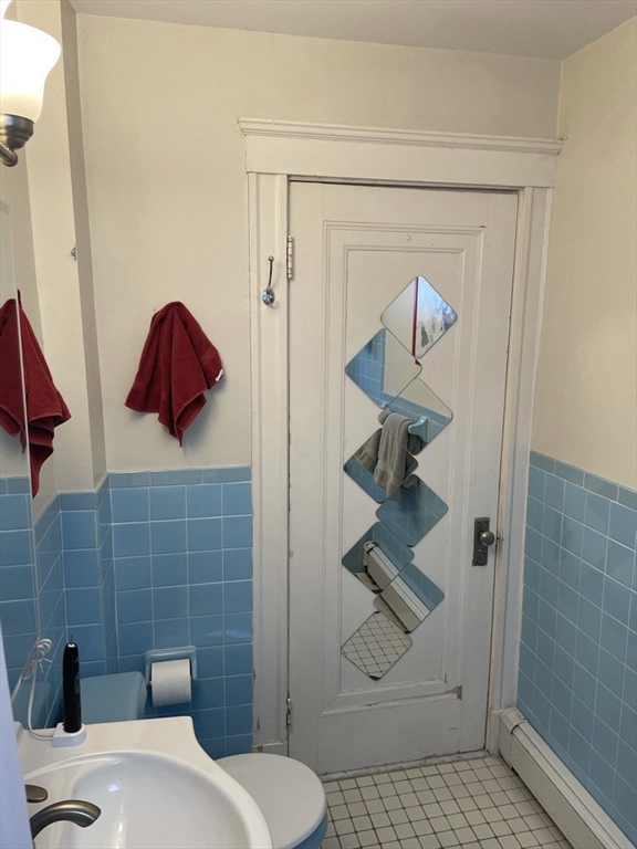 137 Hillside Rd # 1