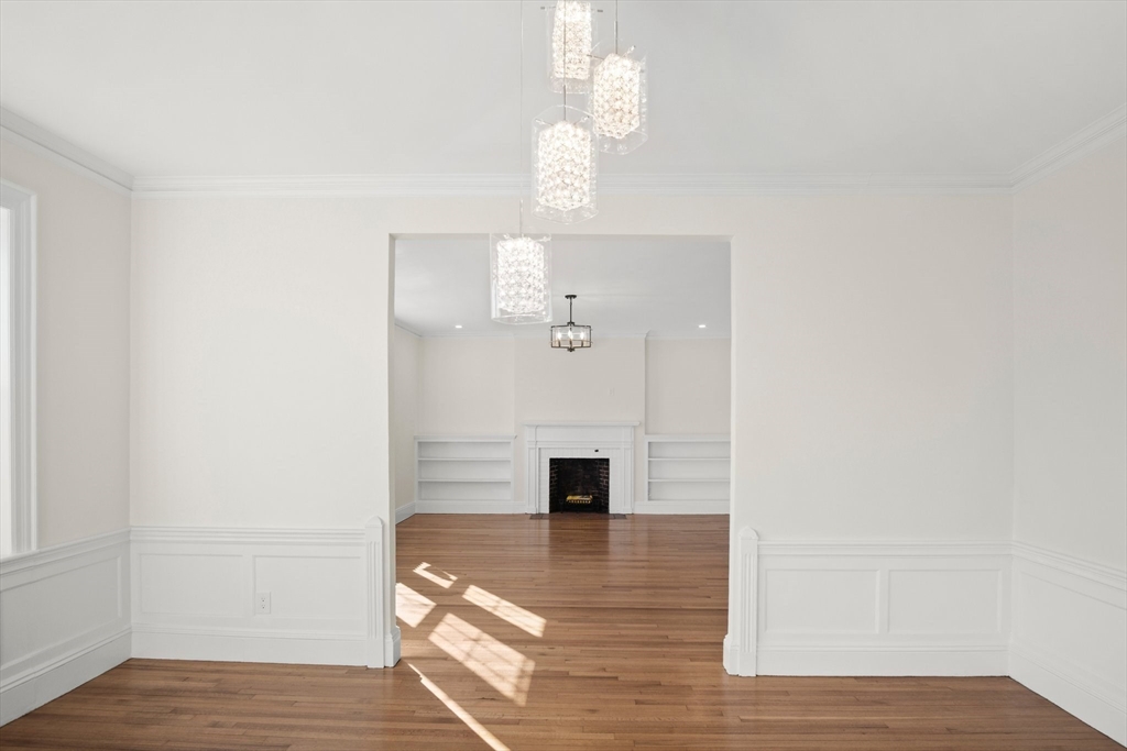 37 Englewood Ave # 3