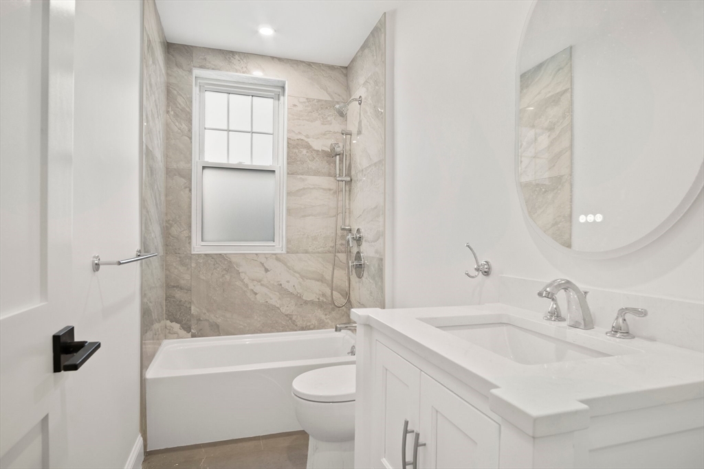 37 Englewood Ave # 3