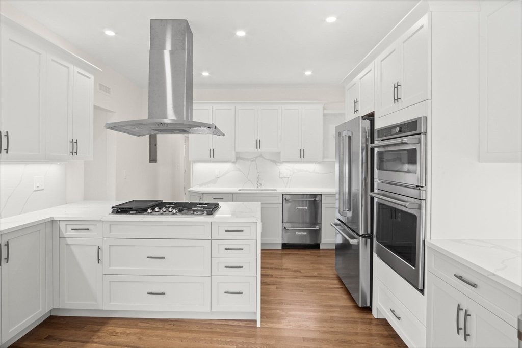 37 Englewood Ave # 3