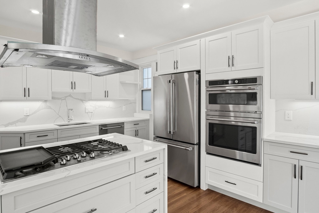 37 Englewood Ave # 3