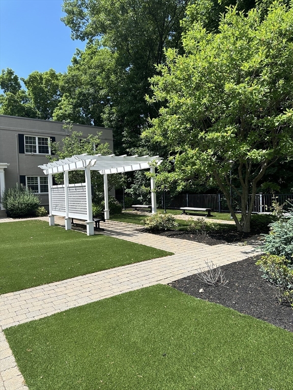 5 Charlesbank Rd # 5