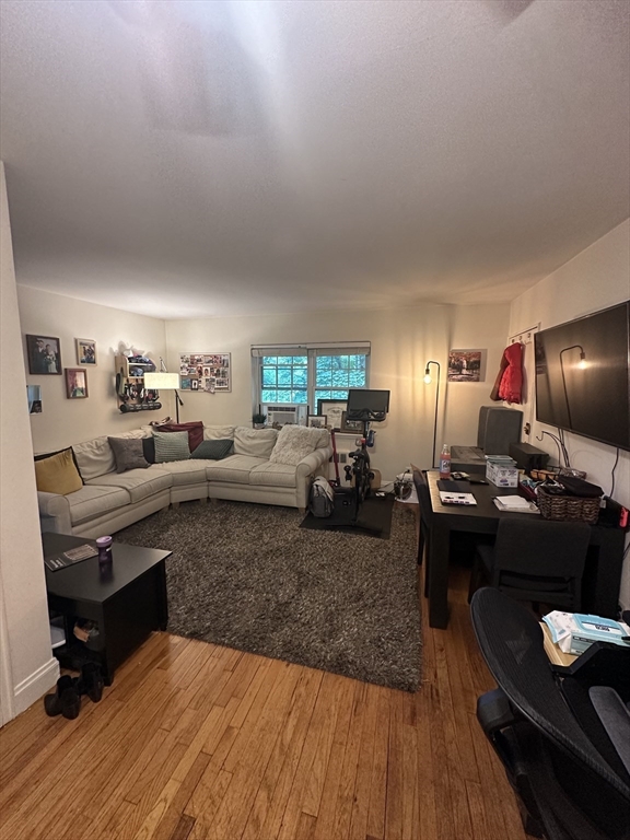 5 Charlesbank Rd # 5