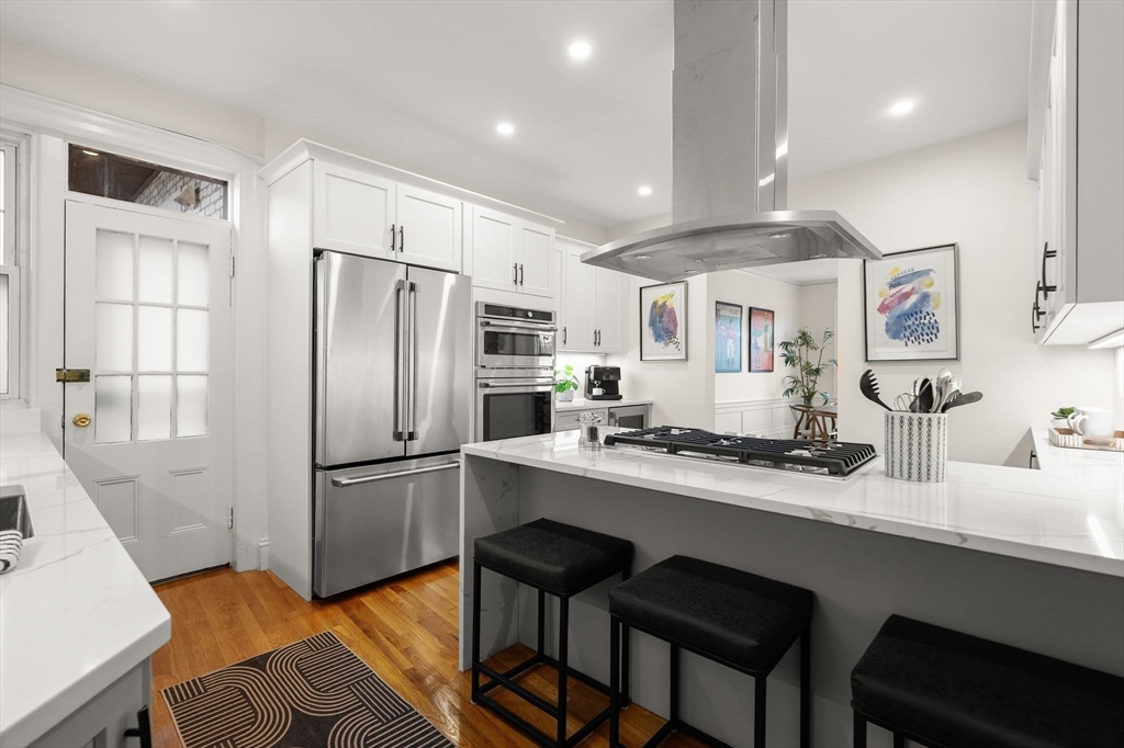 37 Englewood Ave # 3