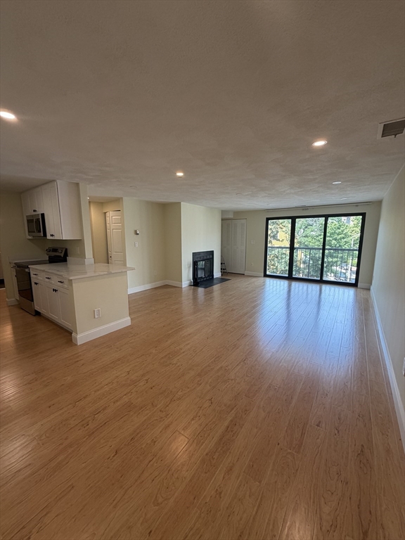 1600 Massachusetts Ave # 404