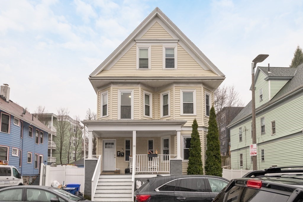 30 Larchmont St # 1