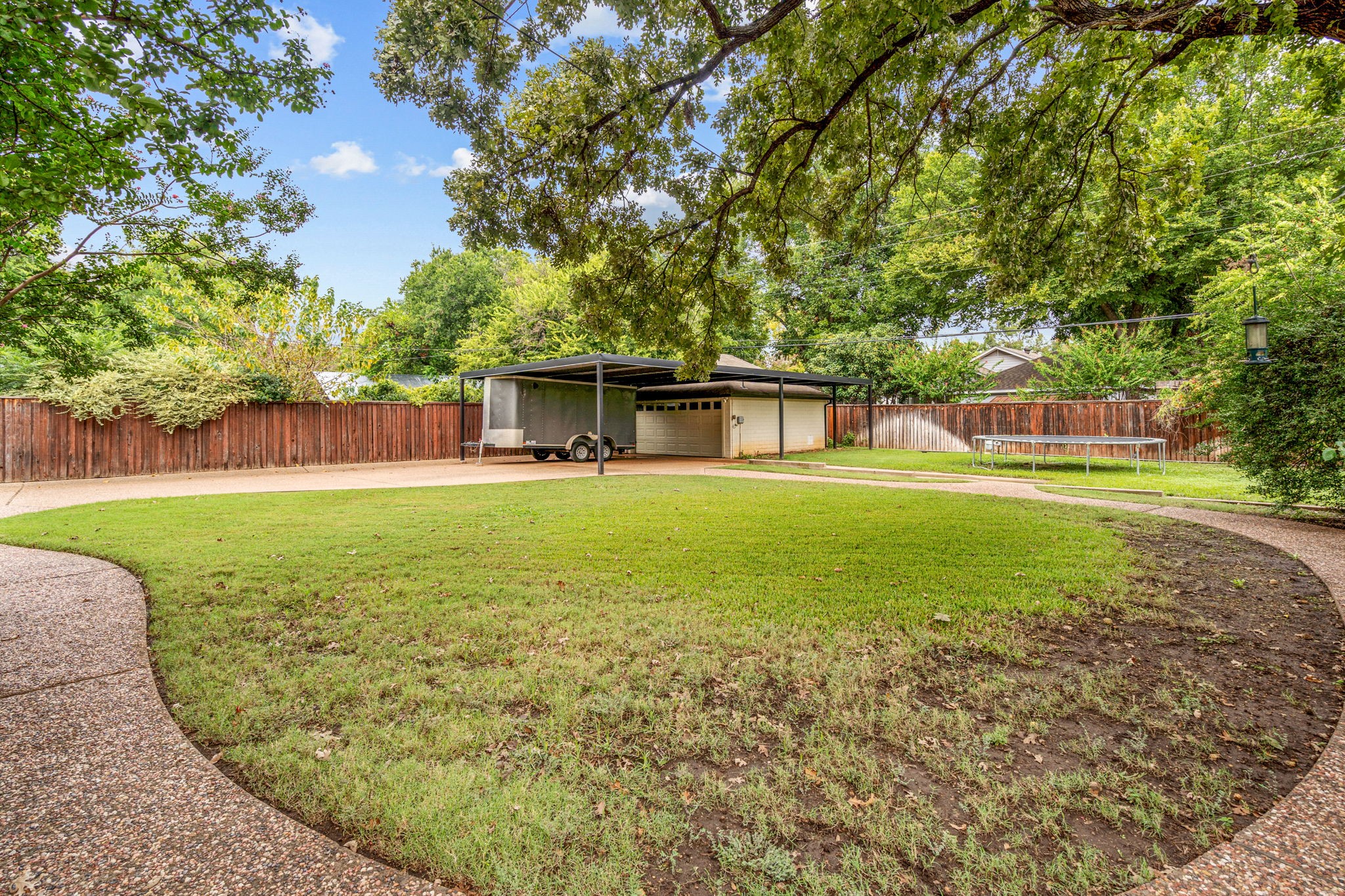 3632 W Biddison Street