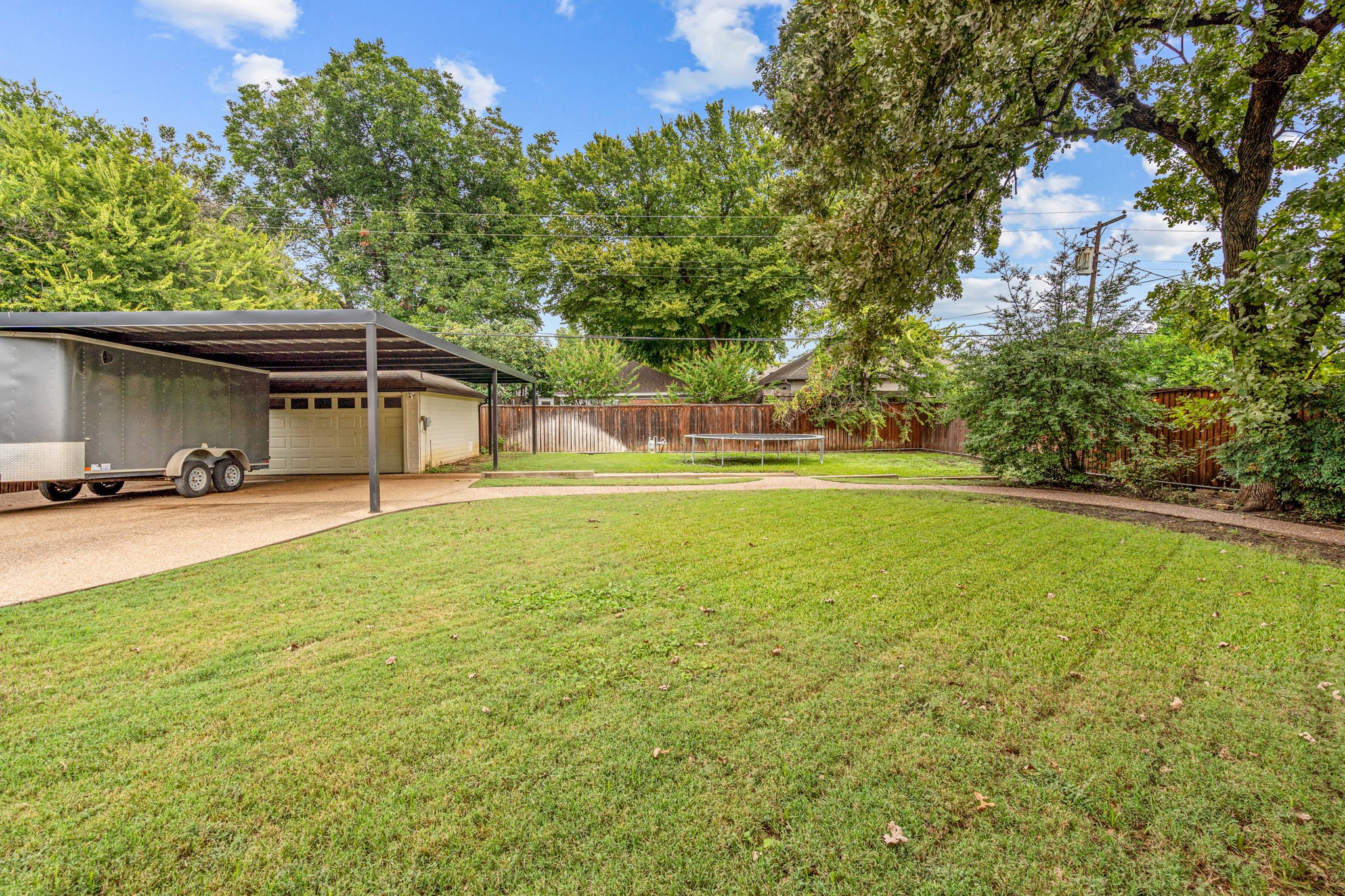 3632 W Biddison Street