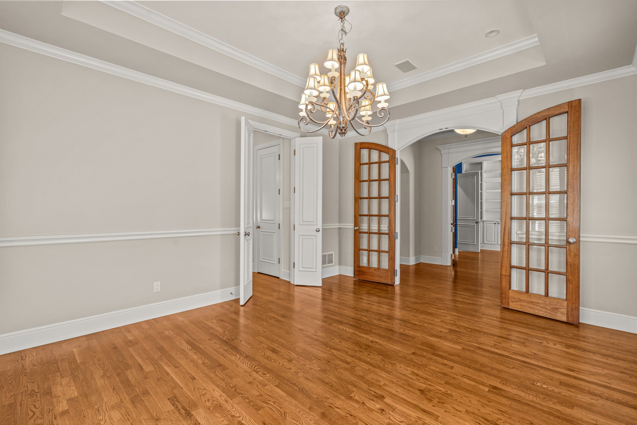 2877 Manorwood Trail