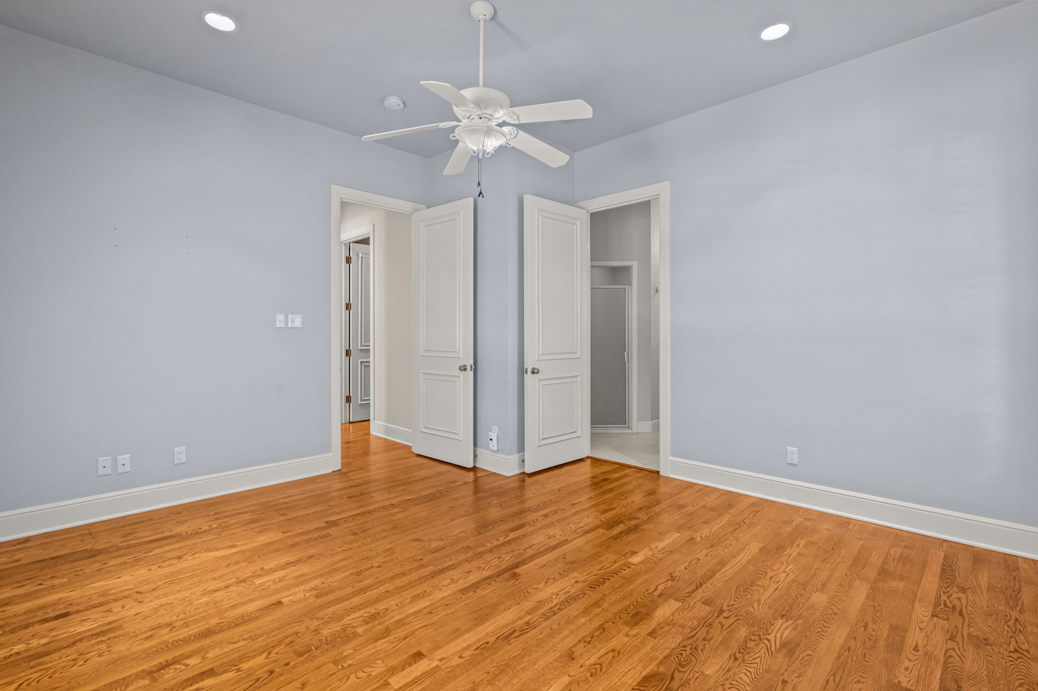 2877 Manorwood Trail