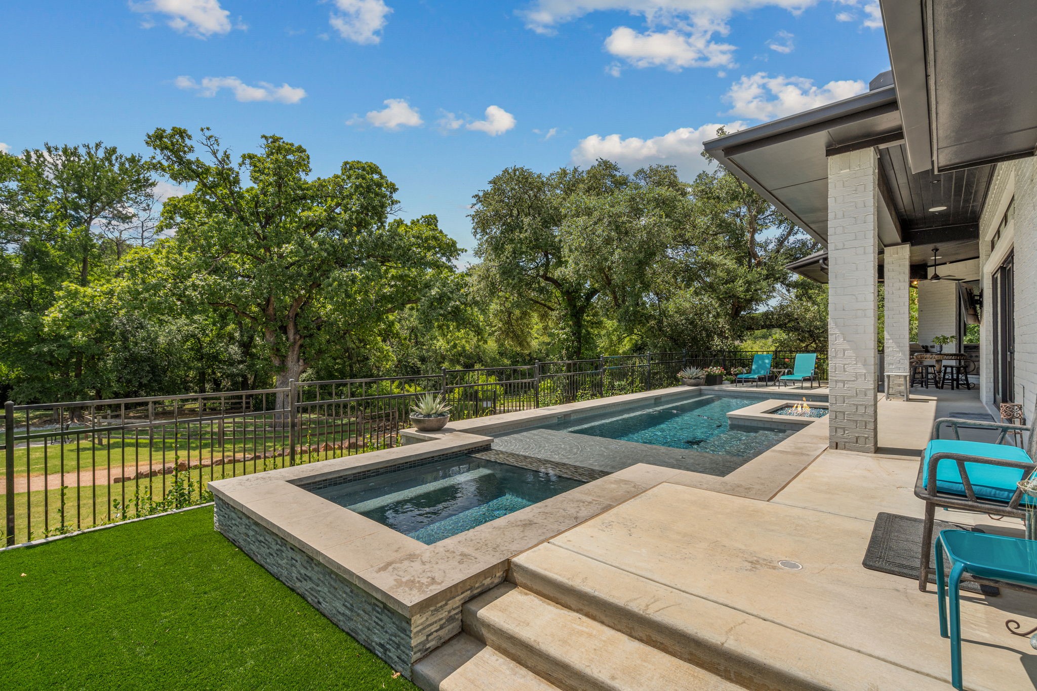 211 River Trail Court