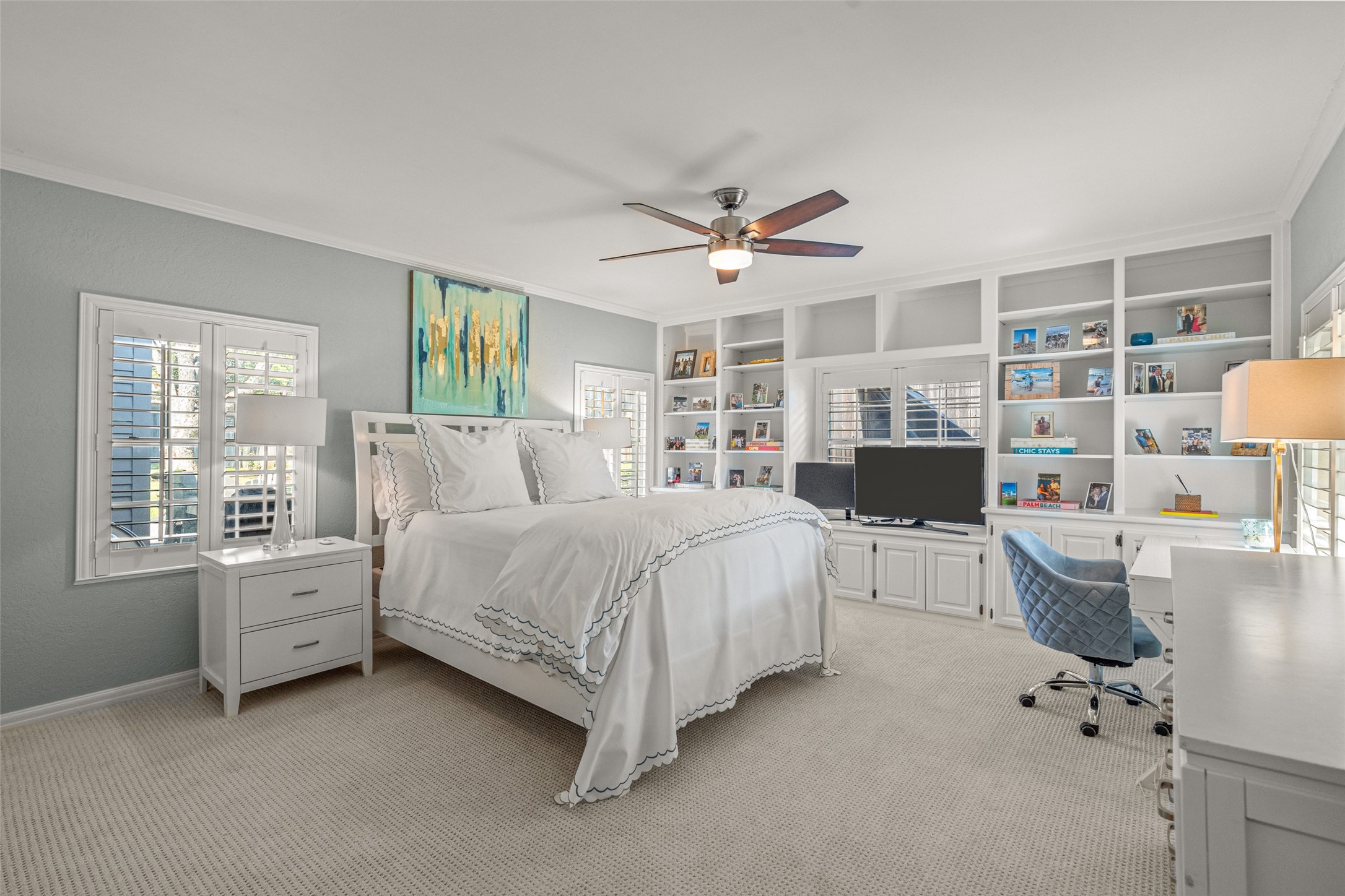 3816 W Biddison Street