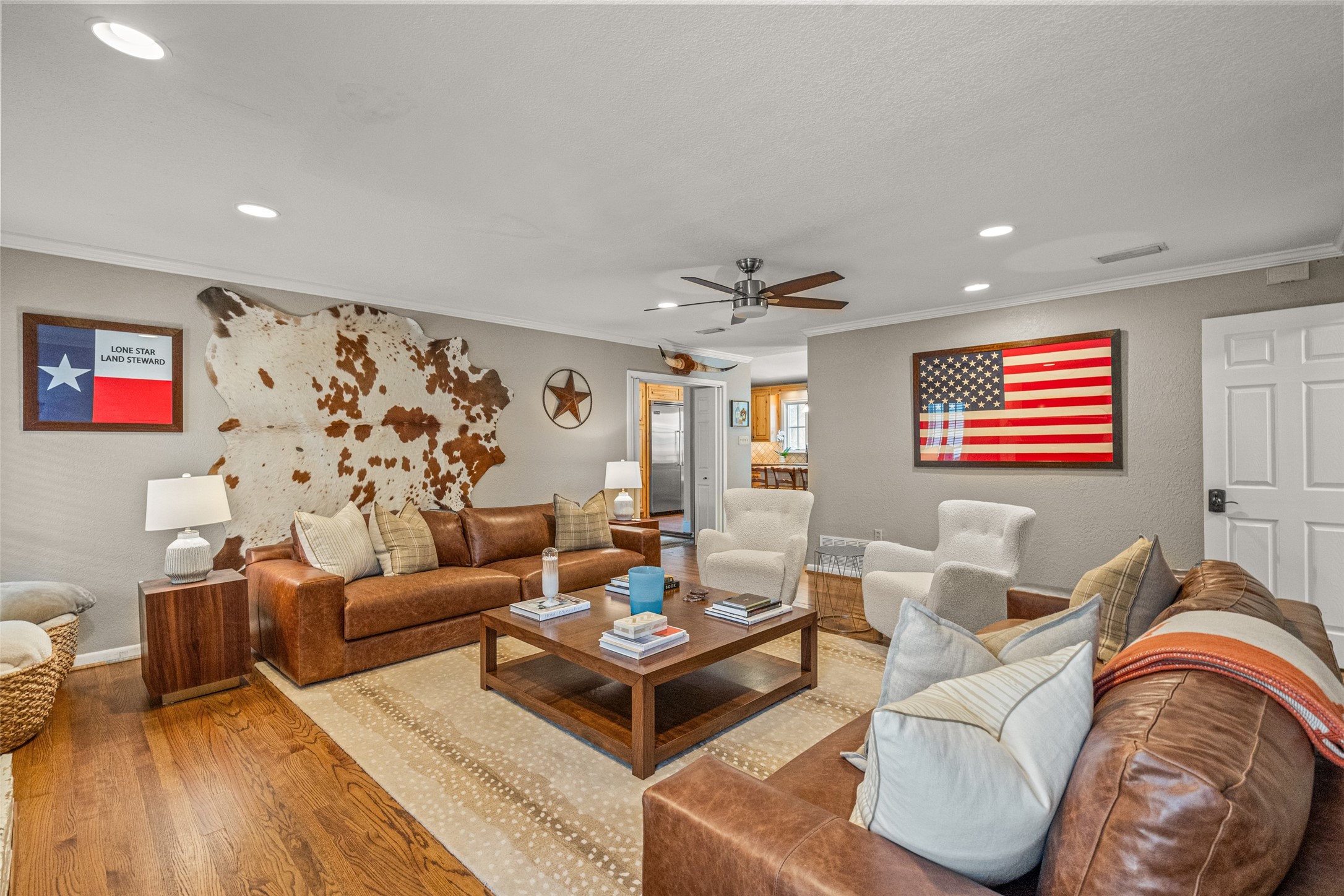 3816 W Biddison Street