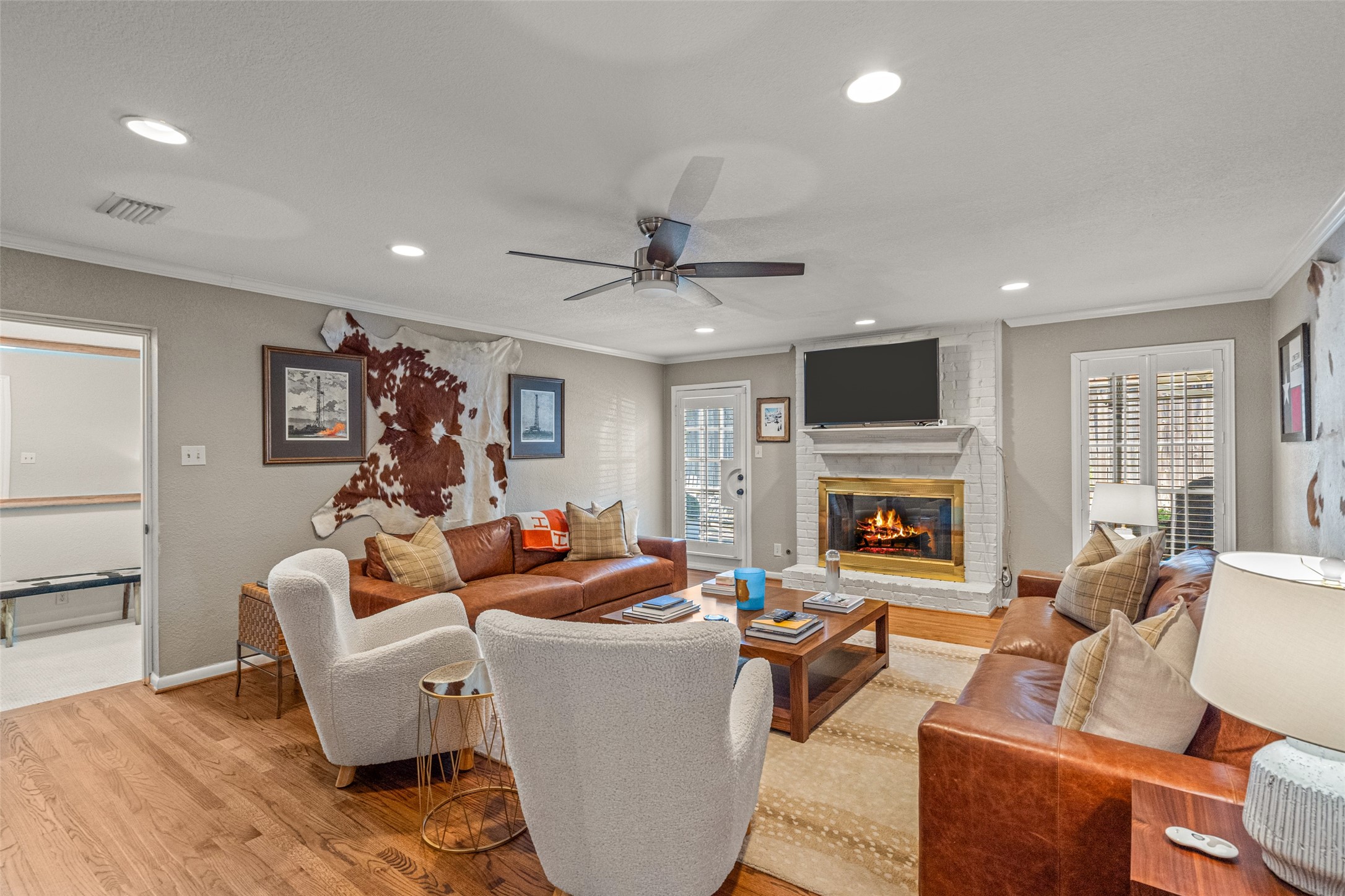 3816 W Biddison Street