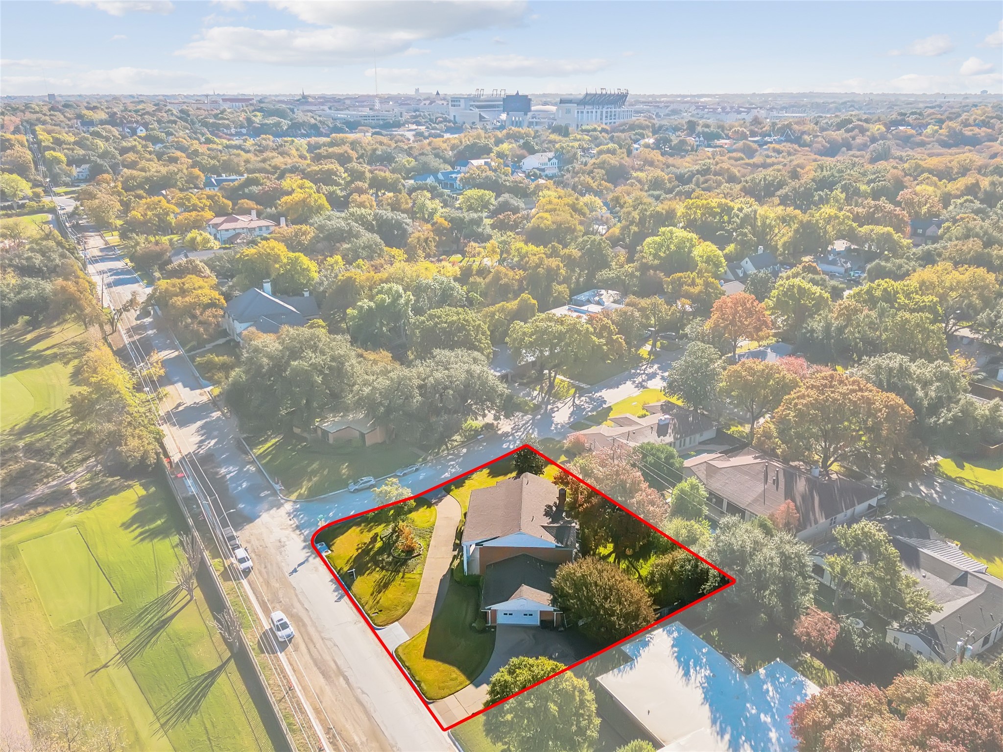 3901 Mockingbird Lane