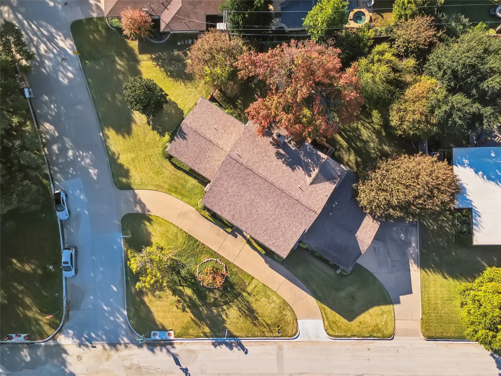 3901 Mockingbird Lane