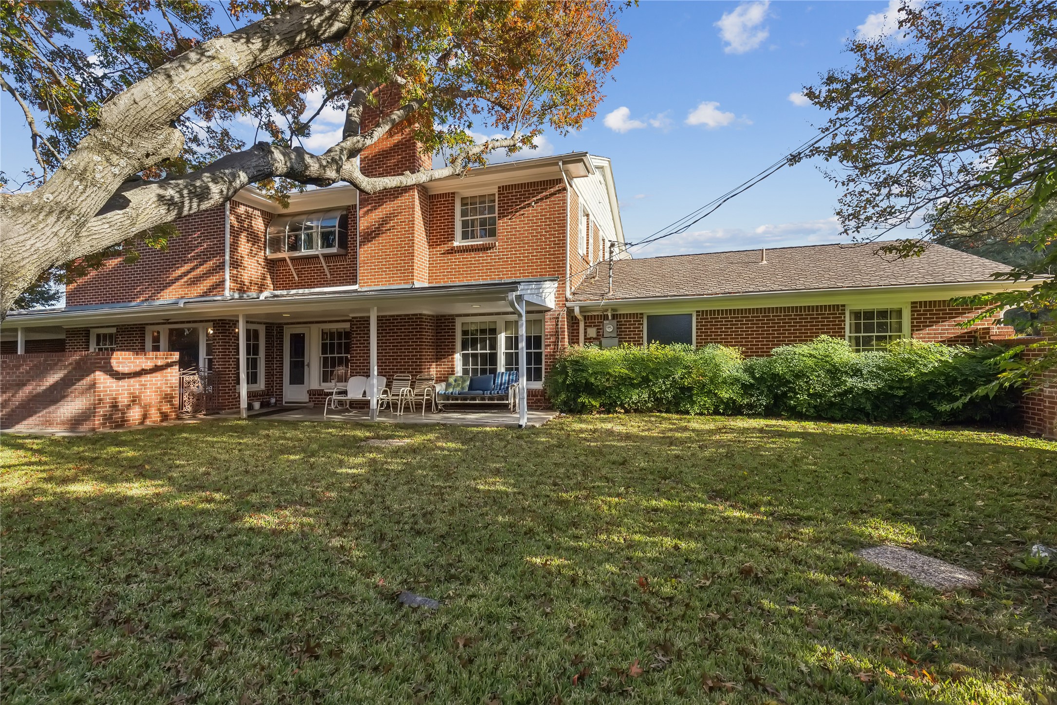 3901 Mockingbird Lane