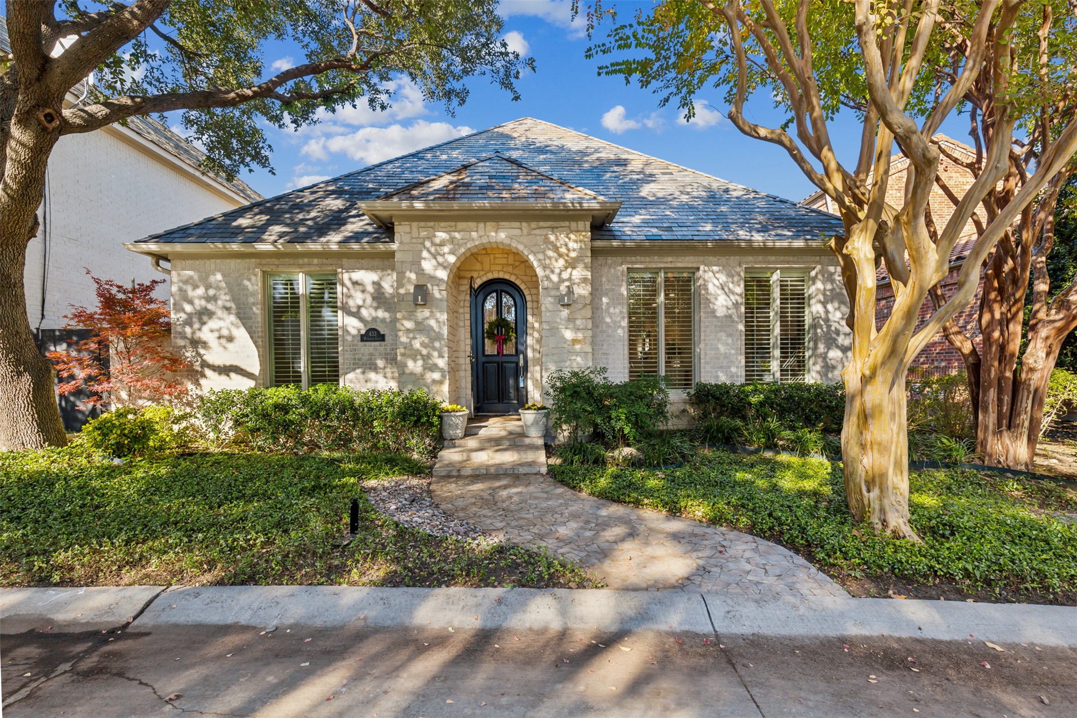 433 Wyndham Crest
