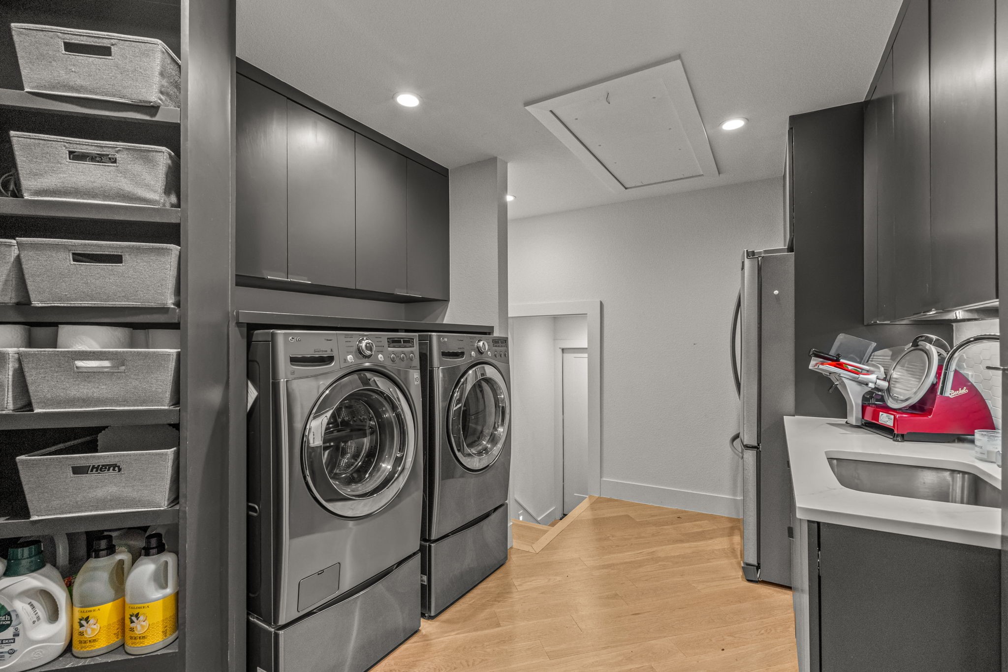 3805 Candlelite Court