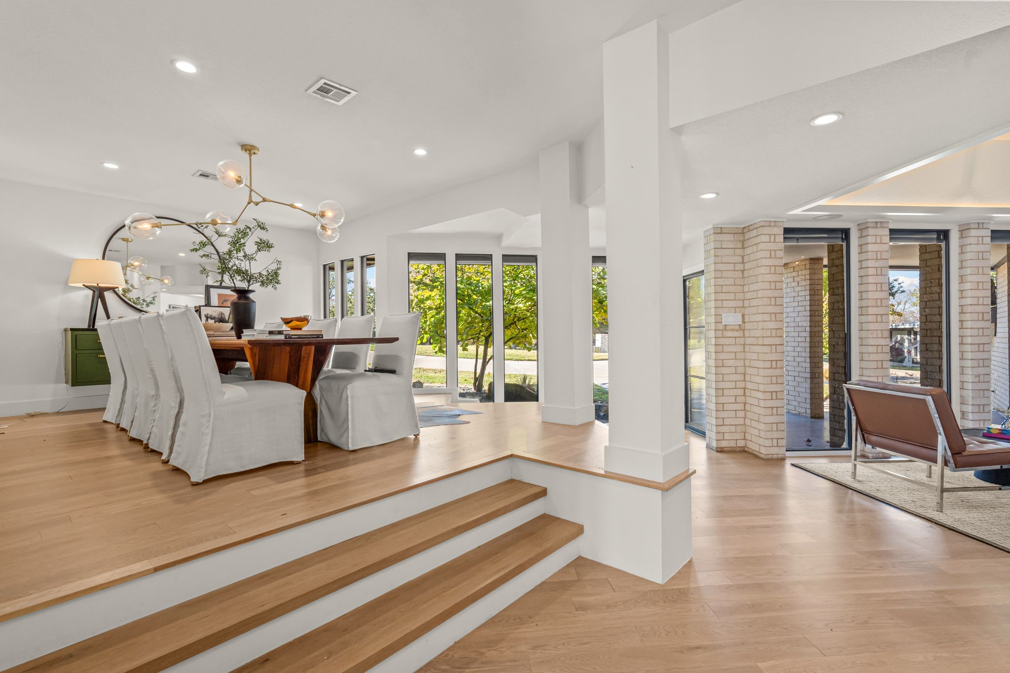 3805 Candlelite Court