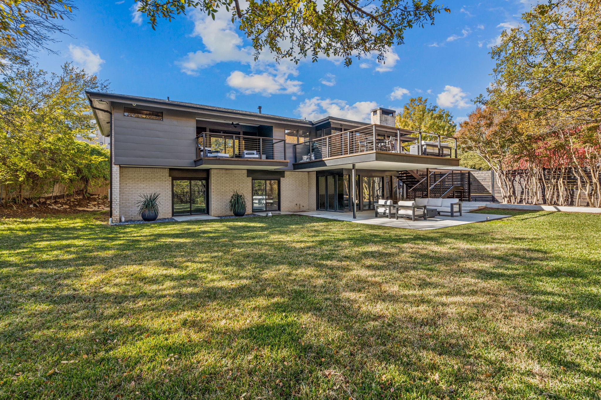 3805 Candlelite Court