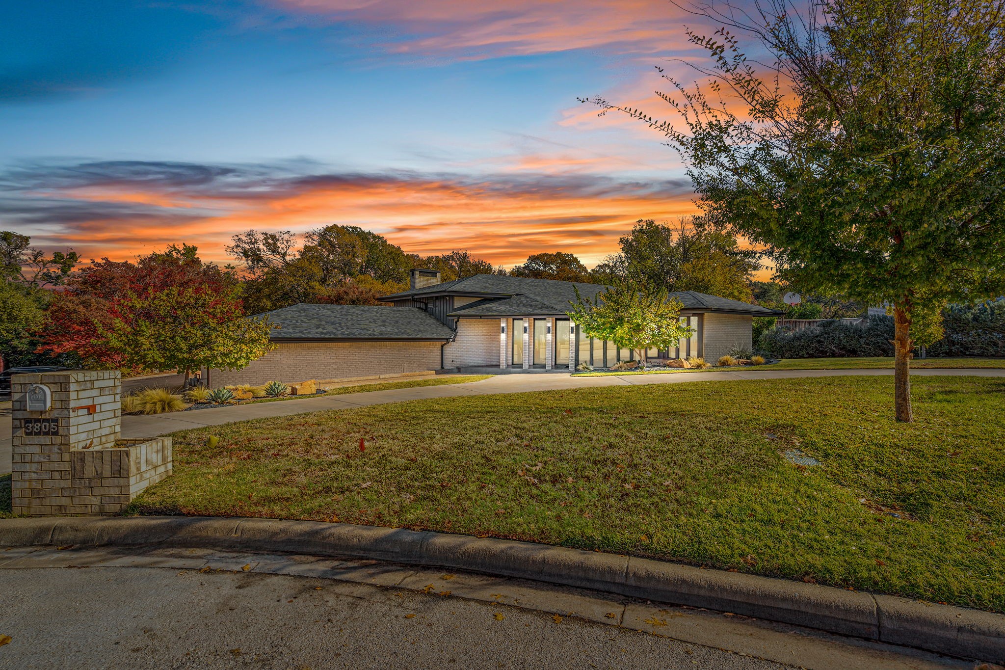 3805 Candlelite Court