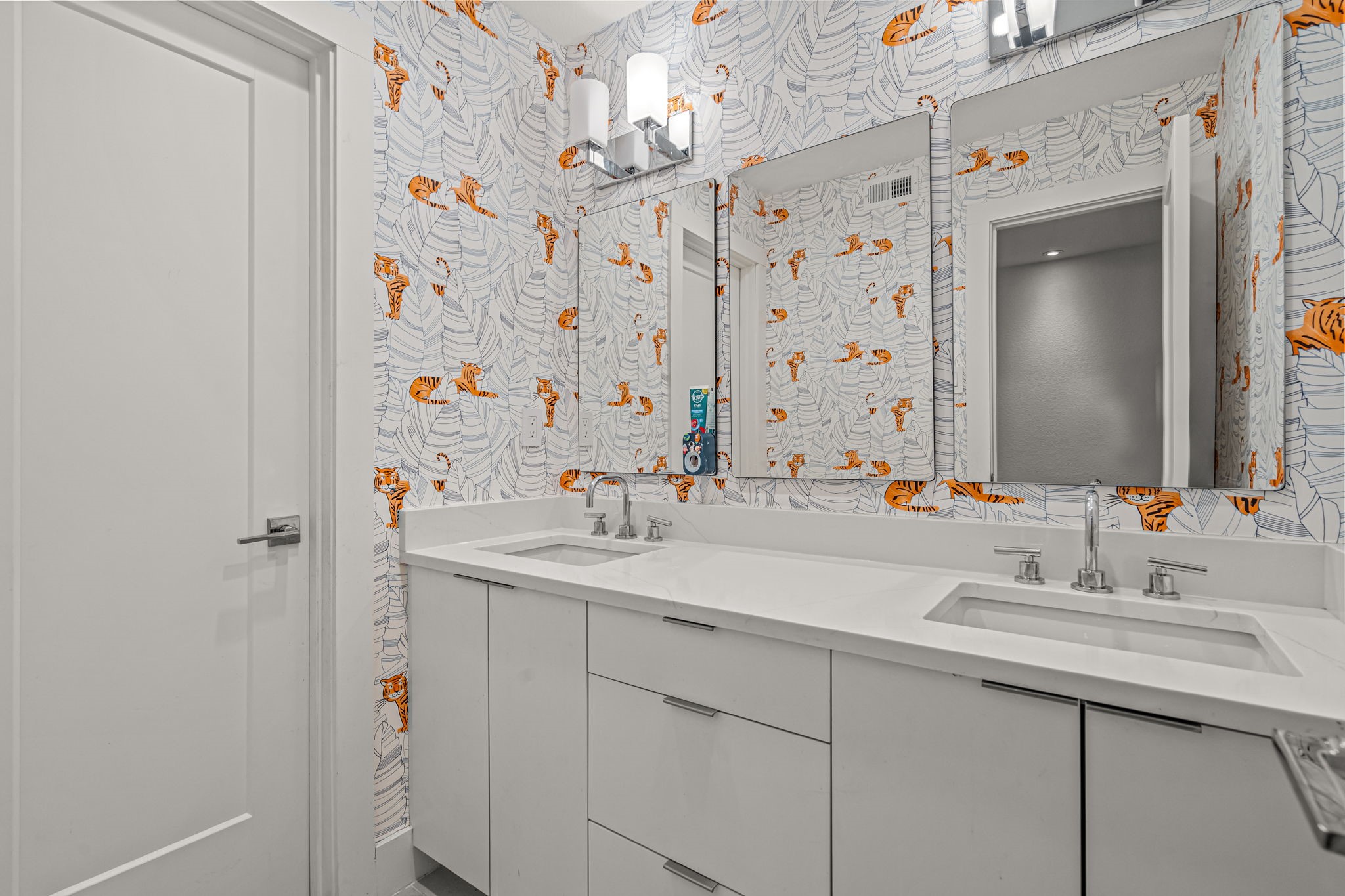 3805 Candlelite Court