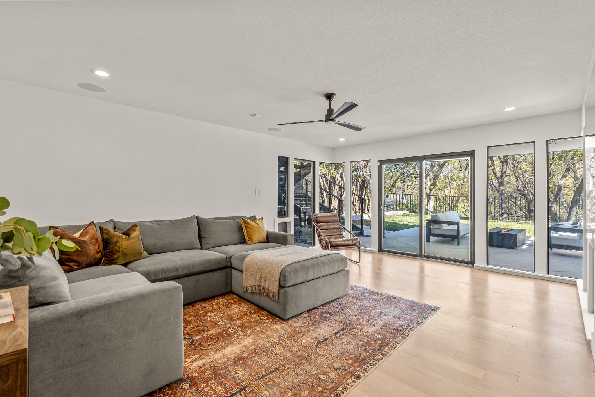 3805 Candlelite Court