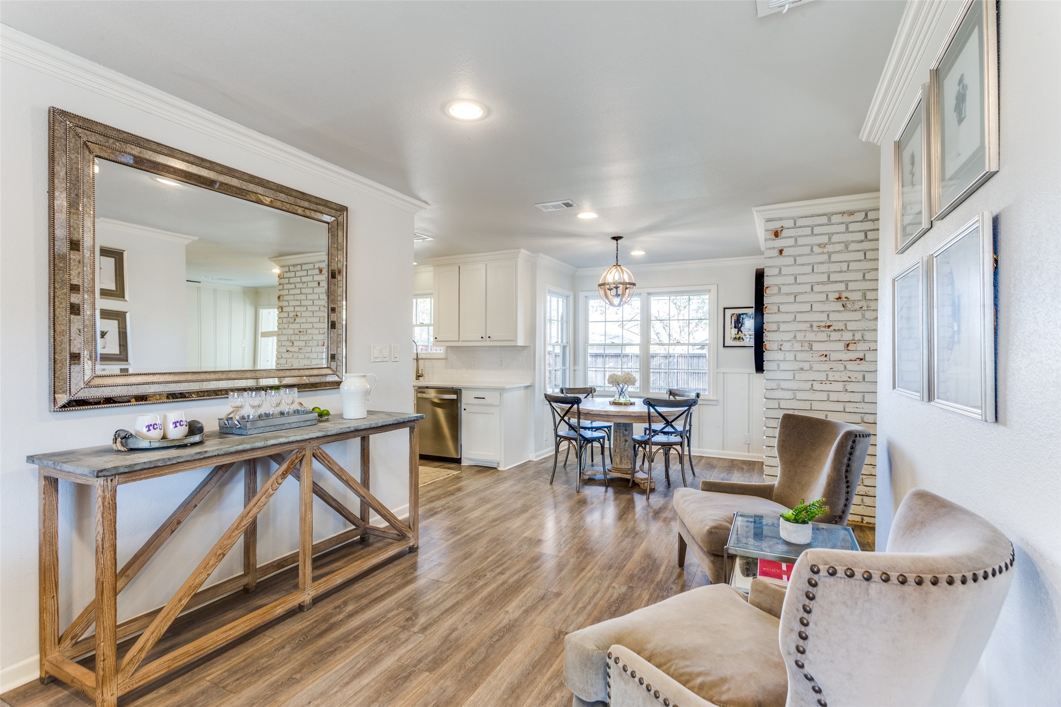 3725 Arborlawn Drive