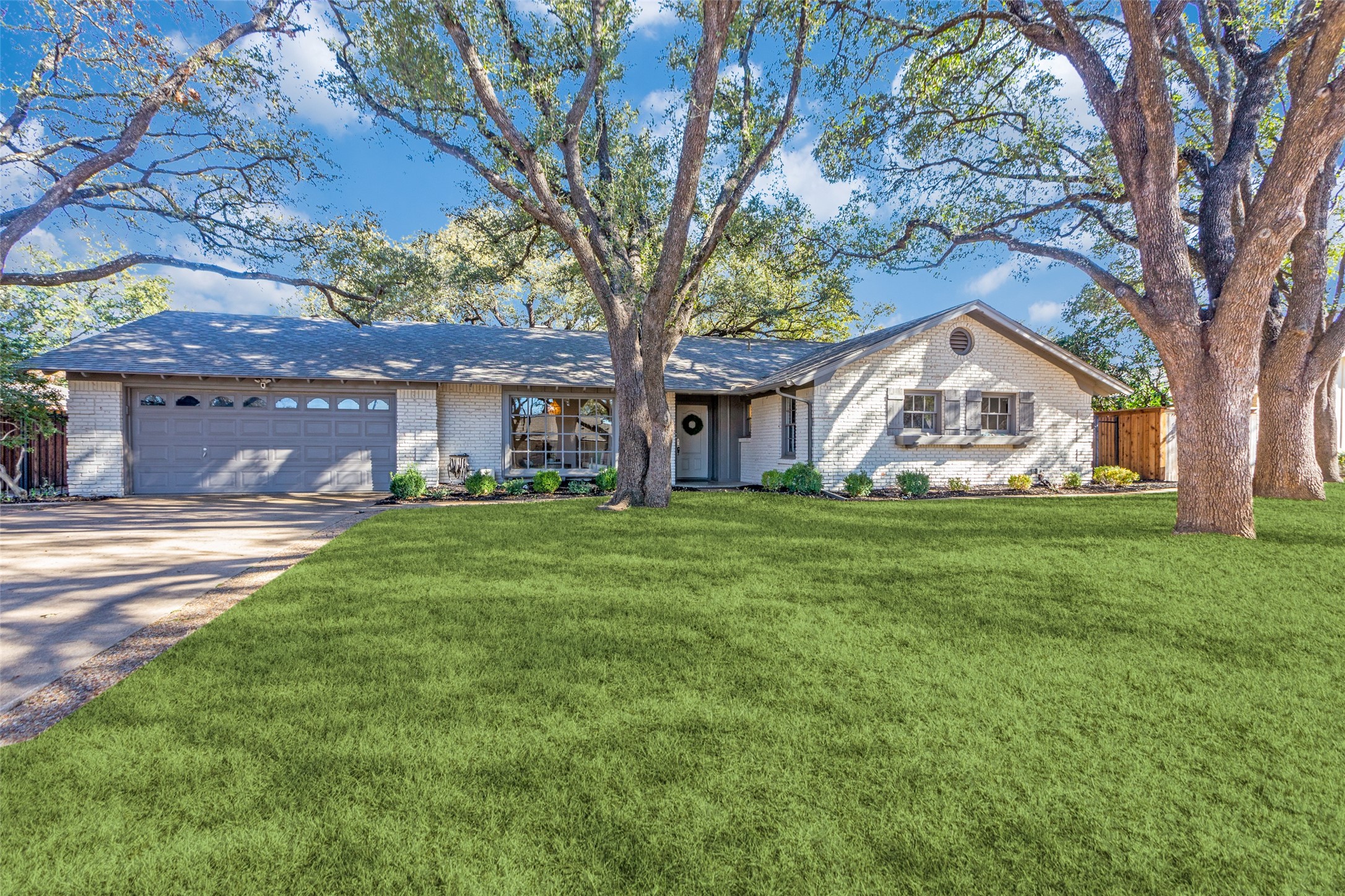 3725 Arborlawn Drive