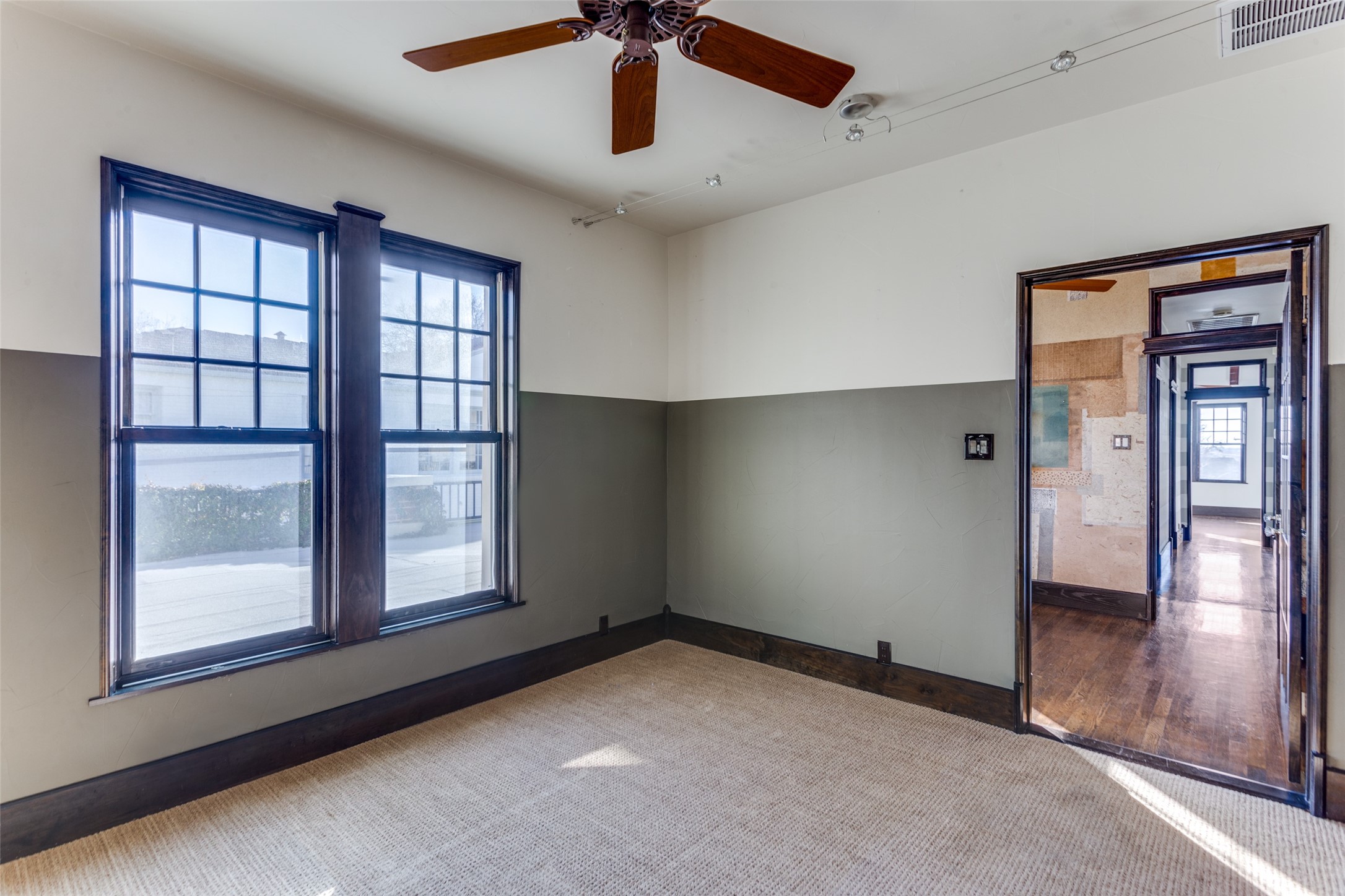 1933 Rockridge Terrace