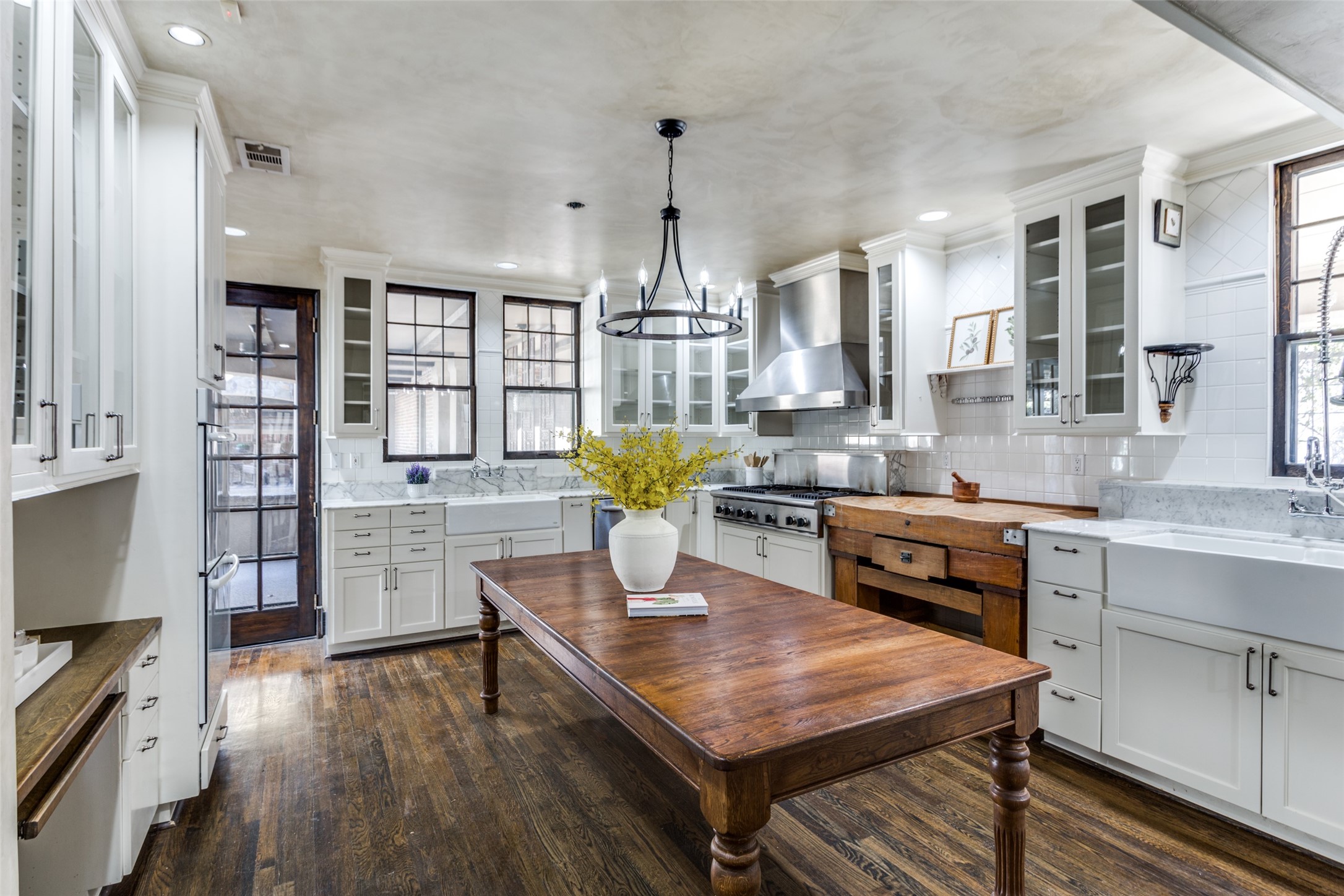 1933 Rockridge Terrace