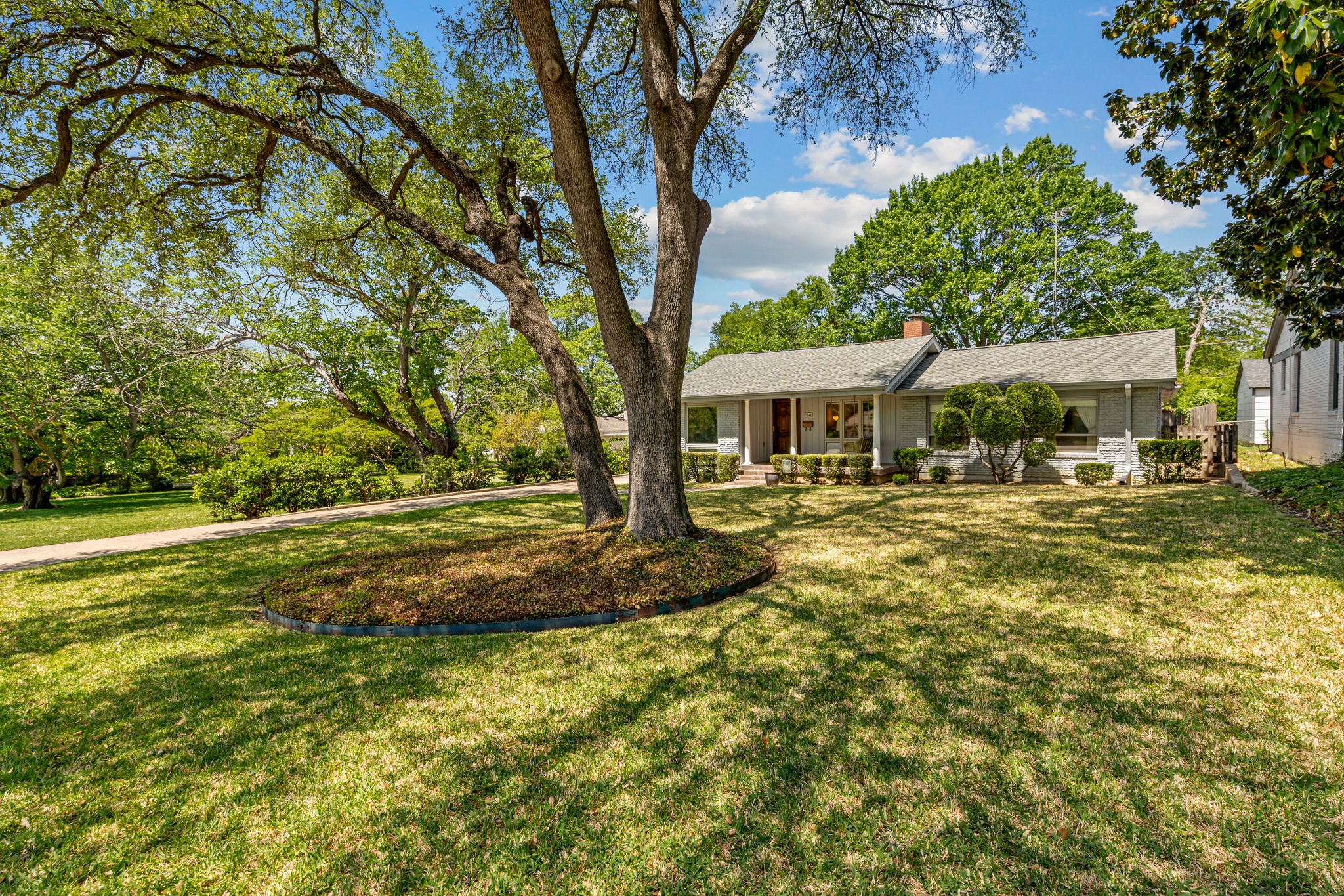 3844 Hilltop Road