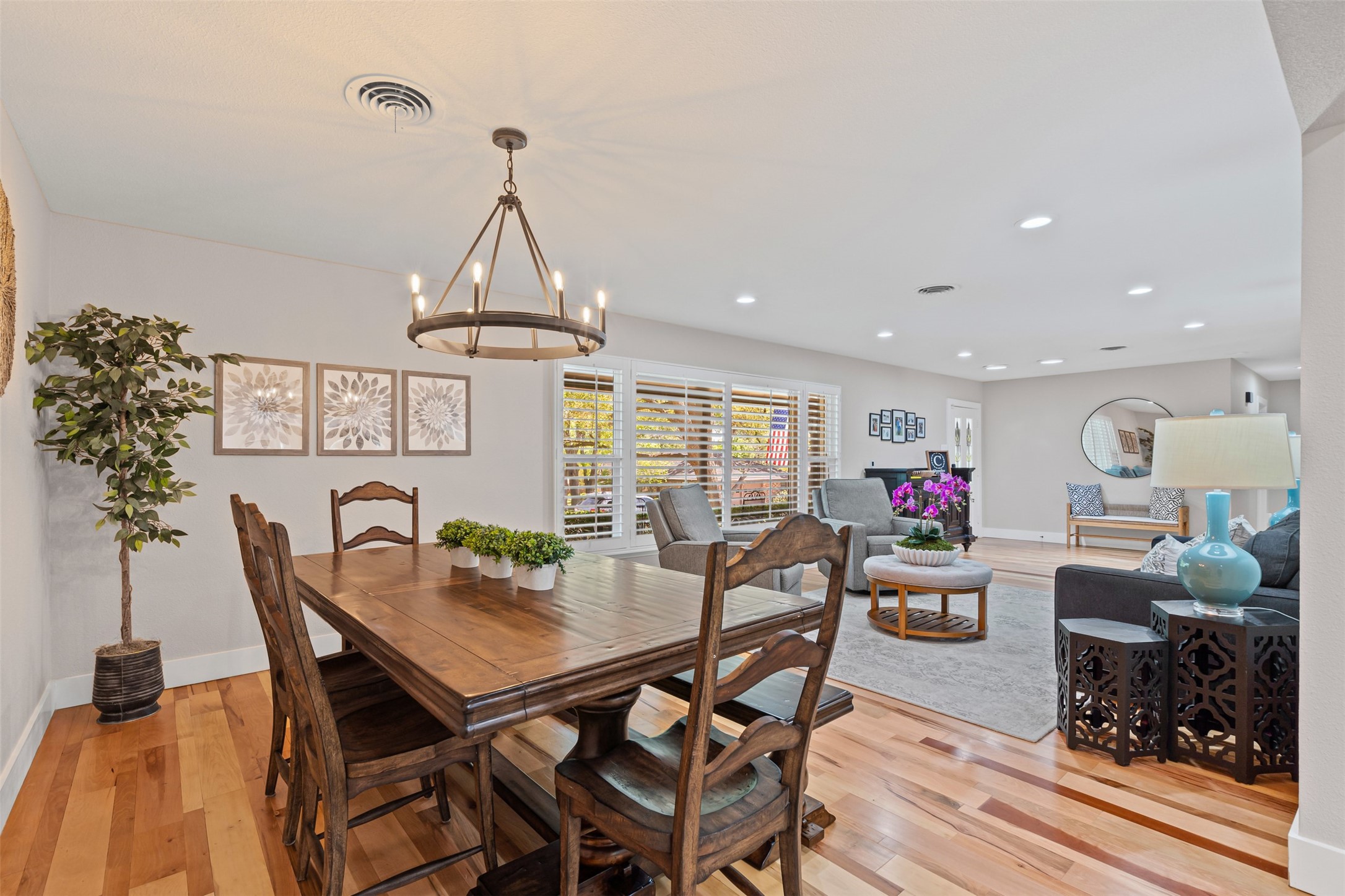 4308 Hildring Drive E